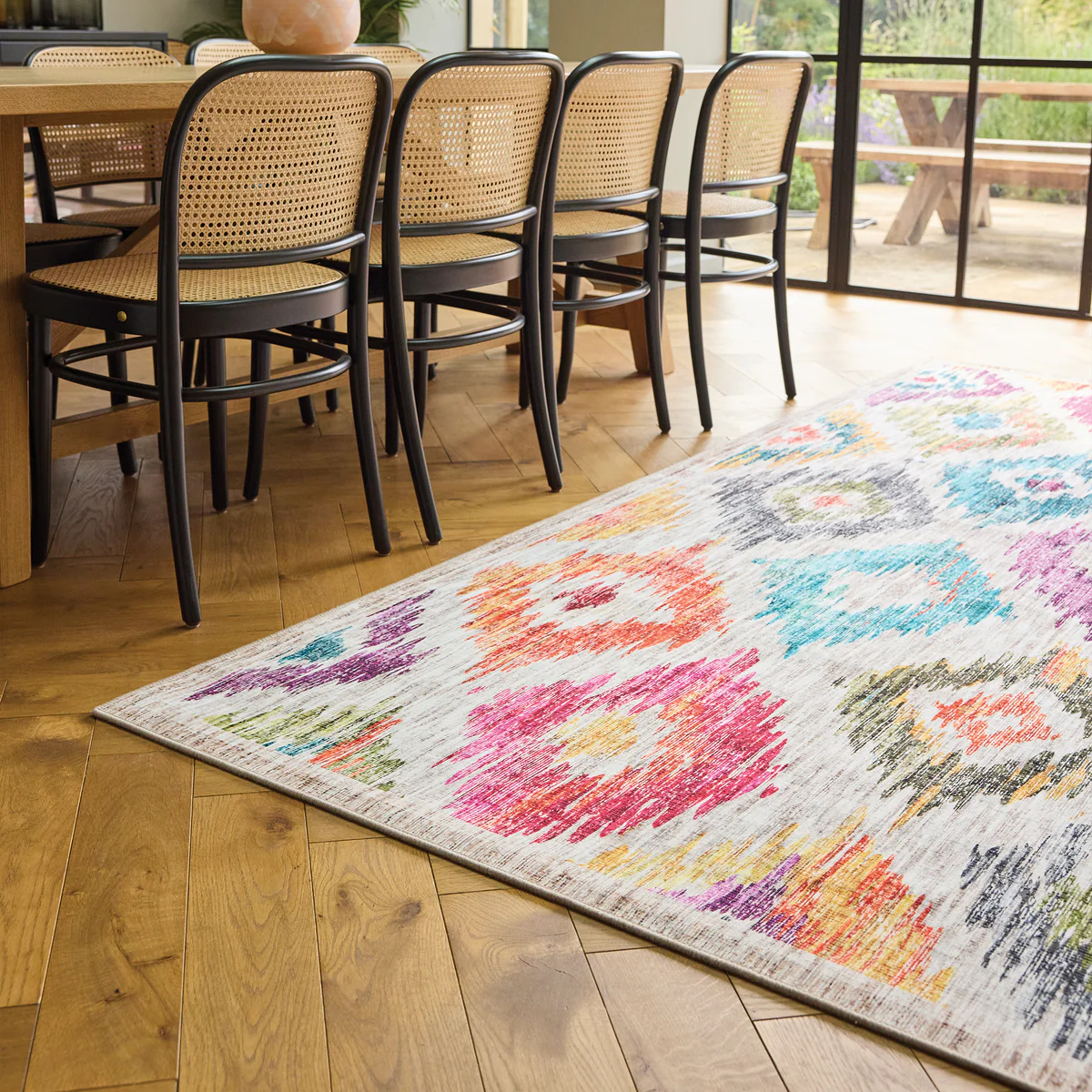 Tapis Lavable Ikat Peint Coloré – Image 3